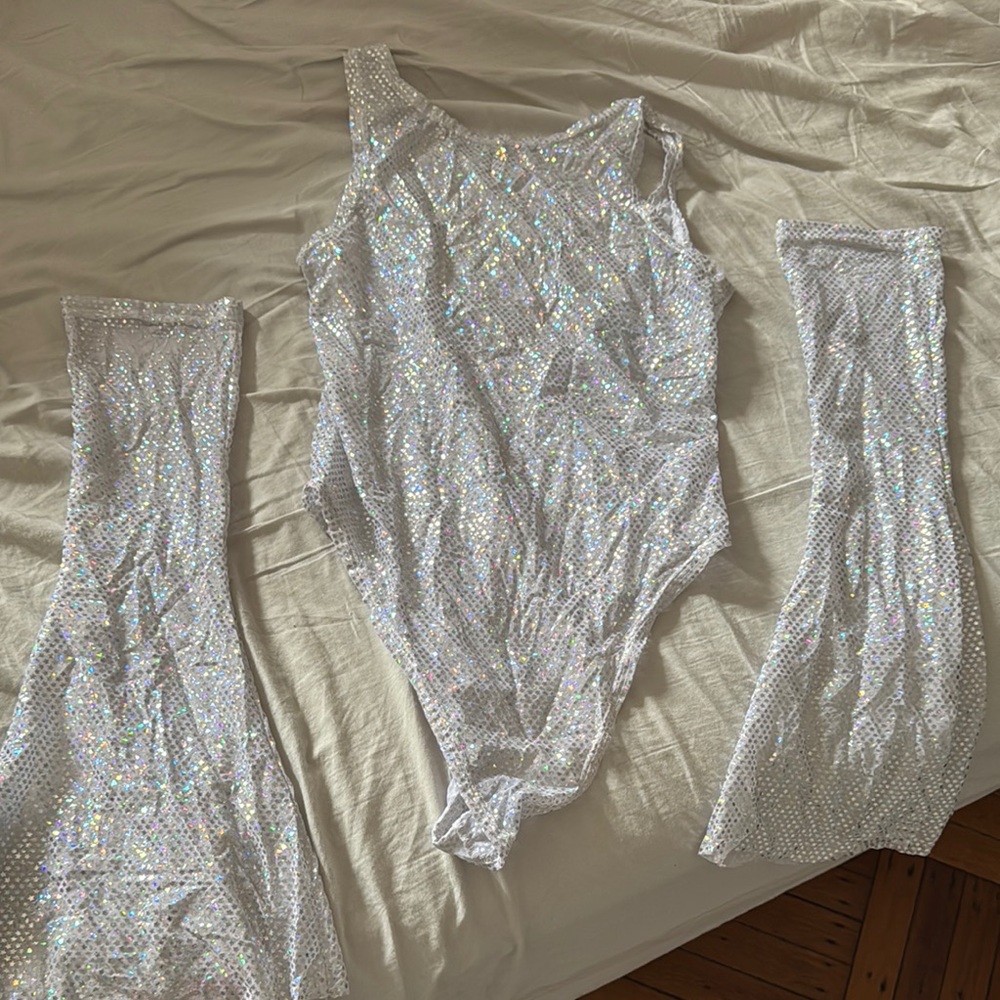 iHeartRaves Holographic Silver Bodysuit and Leggings Set